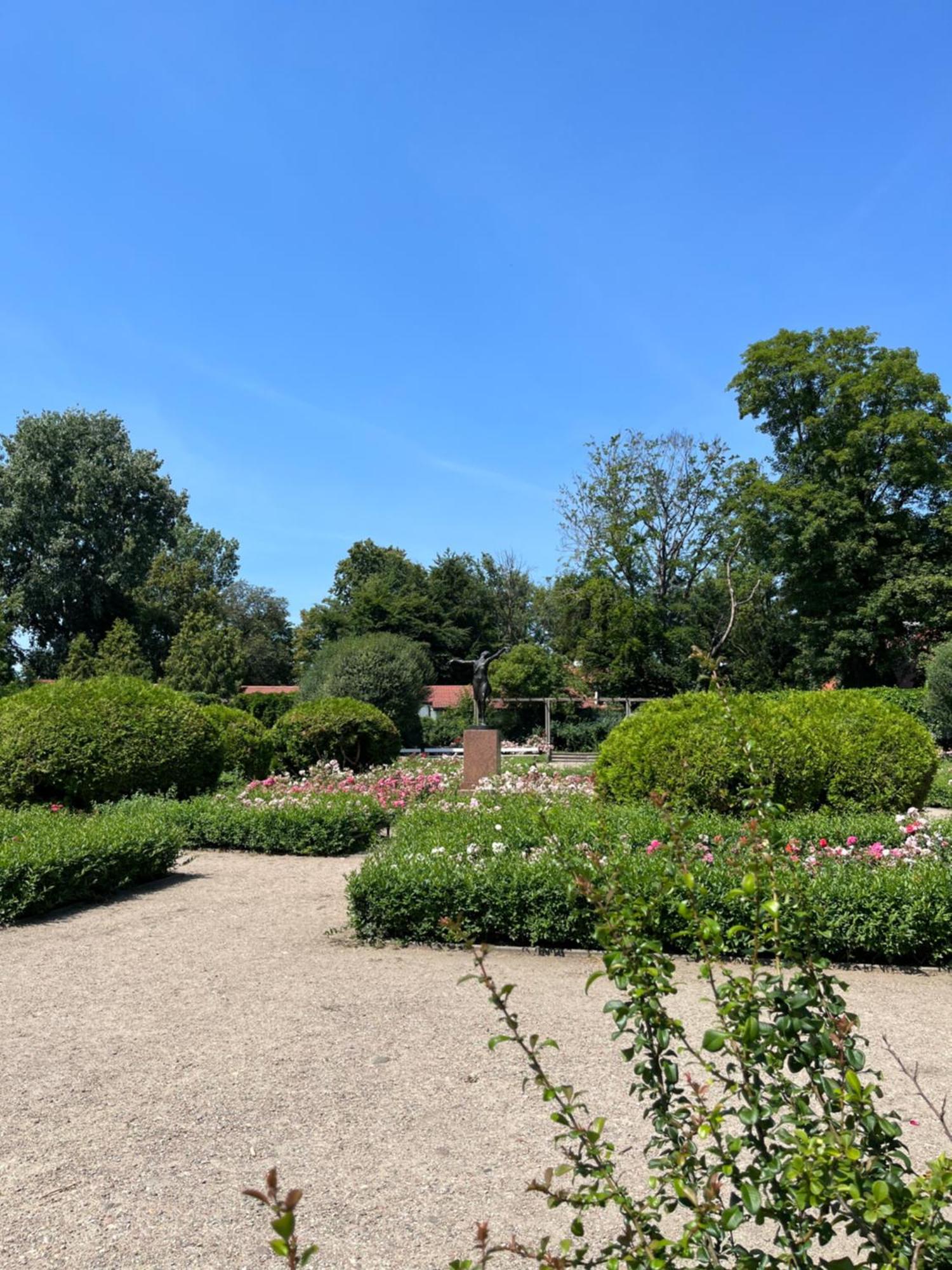 Dedek Park - Historyczny Dworek W Pieknym Parku Skaryszewskim Obok Stadionu Narodowego Aparthotel Warsaw