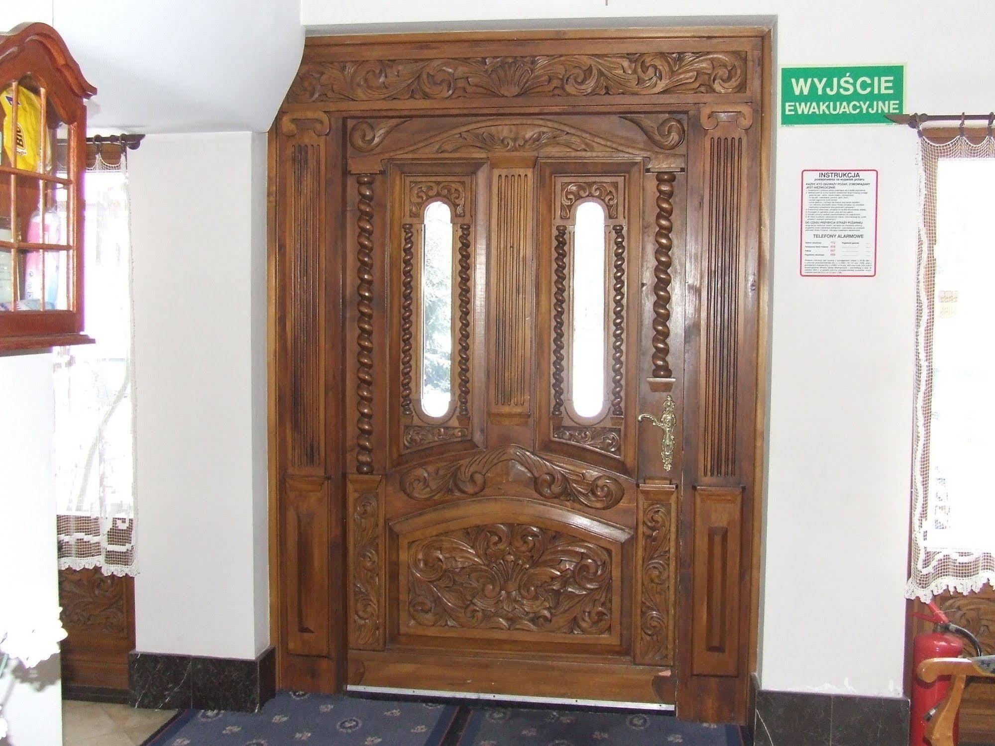 Aparthotel Dedek Park - Historyczny Dworek W Pieknym Parku Skaryszewskim Obok Stadionu Narodowego