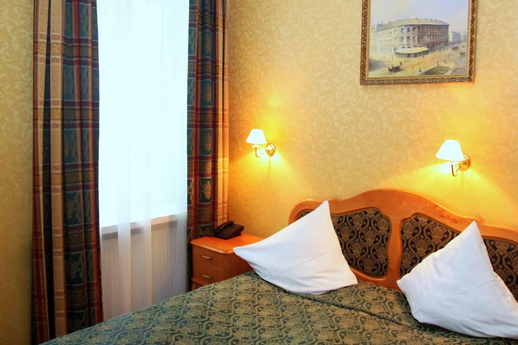 Aparthotel Dedek Park - Historyczny Dworek W Pieknym Parku Skaryszewskim Obok Stadionu Narodowego Warsaw