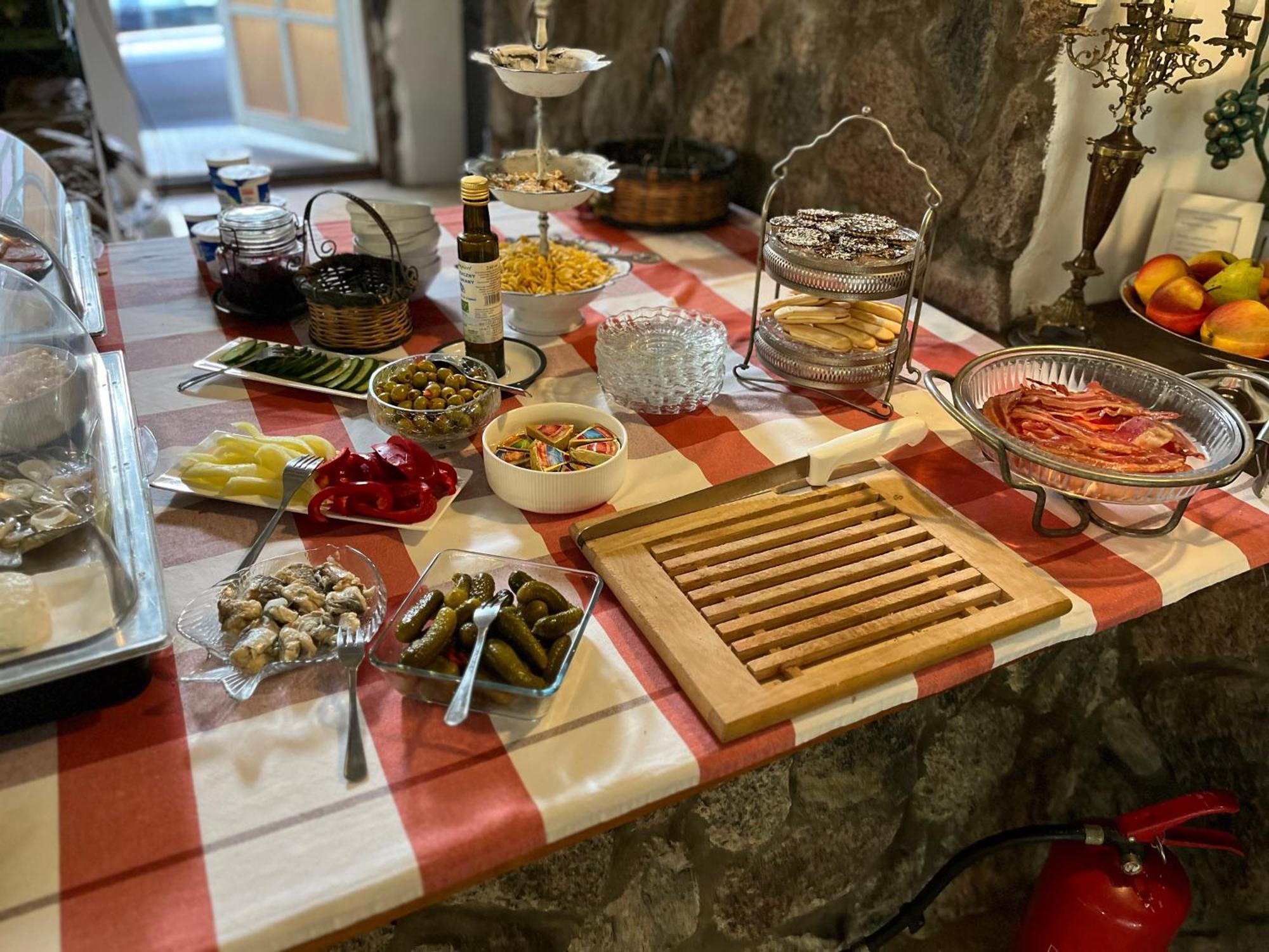 Hotel apartamentowy Dedek Park - Dworek W Pięknym Parku Skaryszewskim Obok Stadionu Narodowego Warszawa